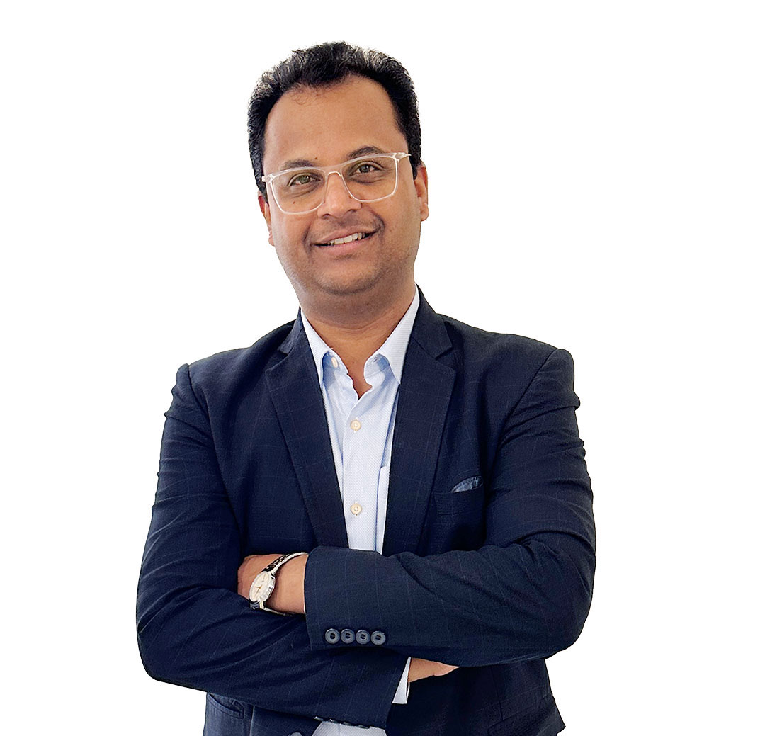 Dr. Sunil Saini, HOD, Navayu Spine & Joint Care